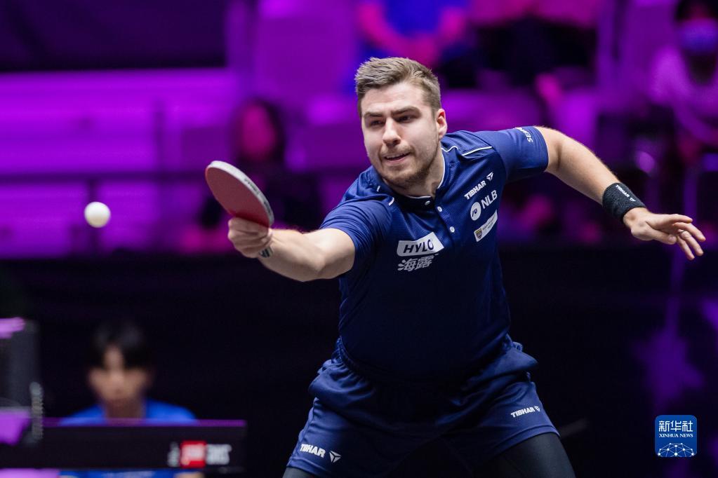 连续打出三 连续打出三